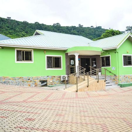 3A's Guest House Akosombo Extérieur photo