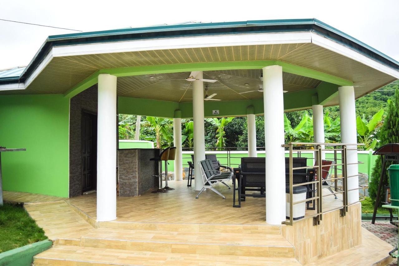 3A's Guest House Akosombo Extérieur photo