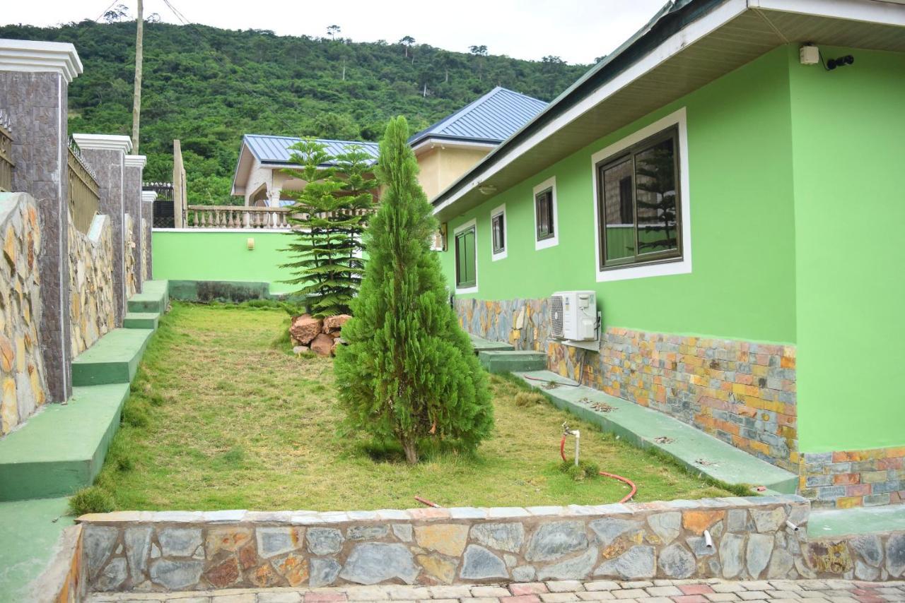 3A's Guest House Akosombo Extérieur photo