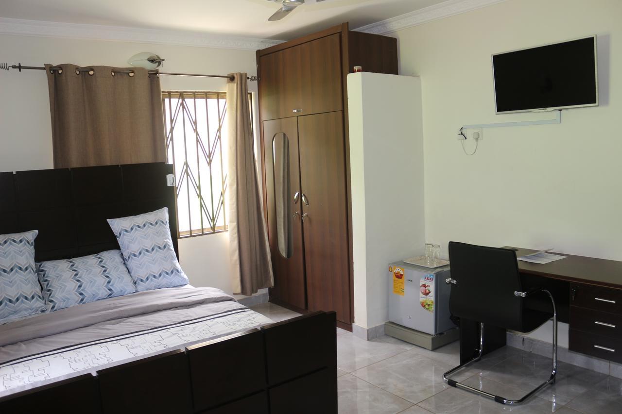 3A's Guest House Akosombo Extérieur photo