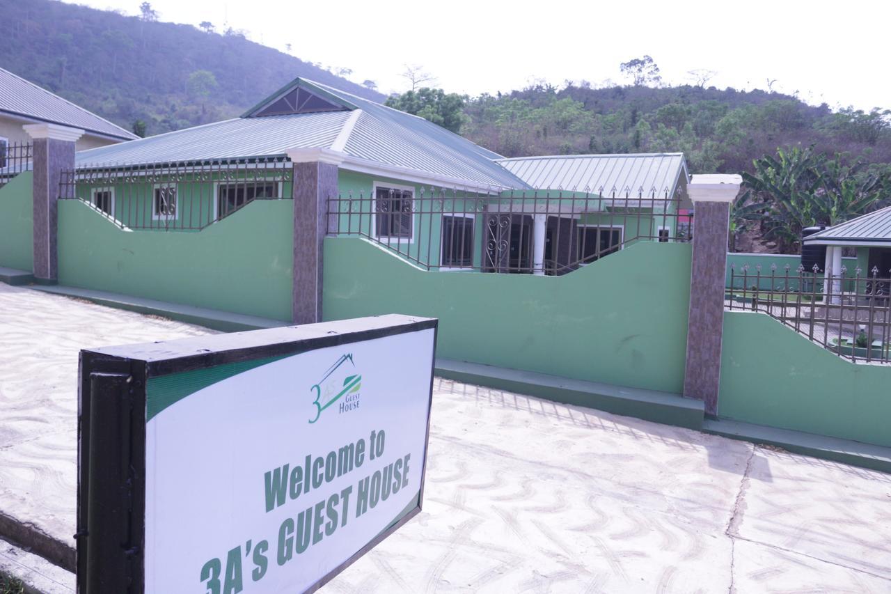 3A's Guest House Akosombo Extérieur photo