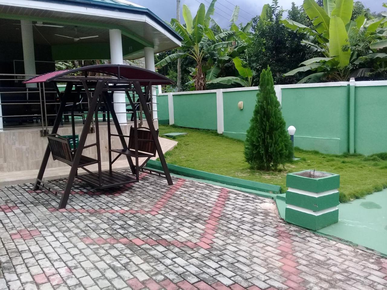 3A's Guest House Akosombo Extérieur photo