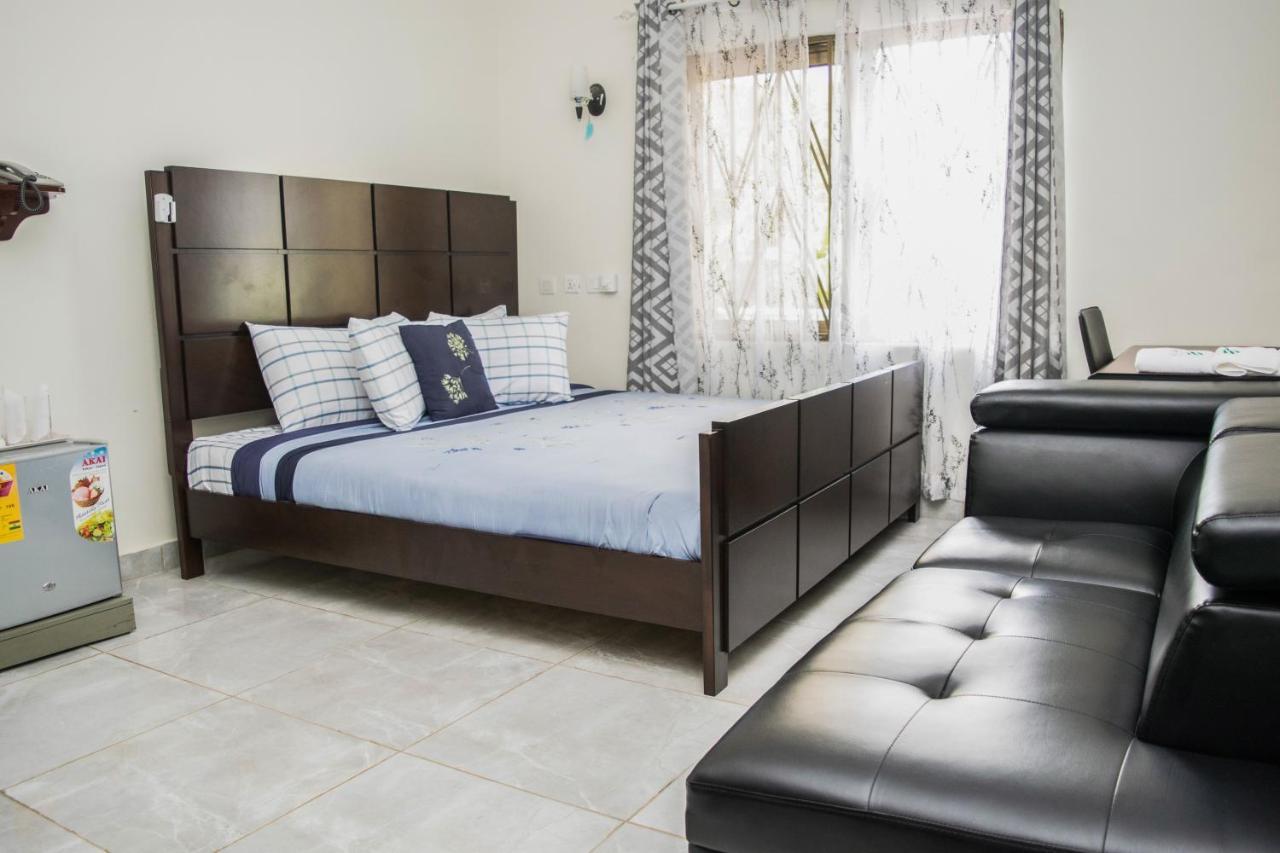 3A's Guest House Akosombo Extérieur photo