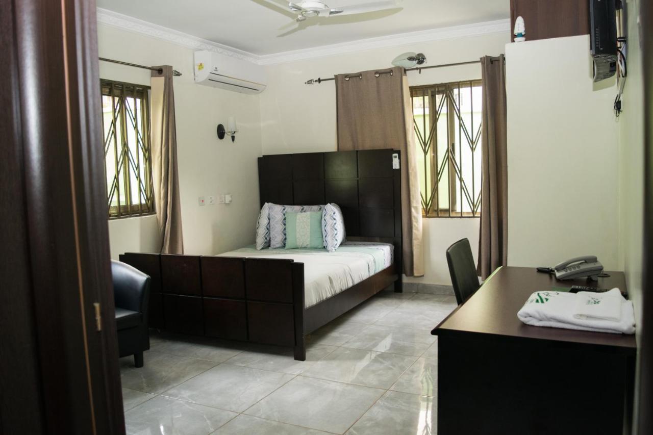 3A's Guest House Akosombo Extérieur photo