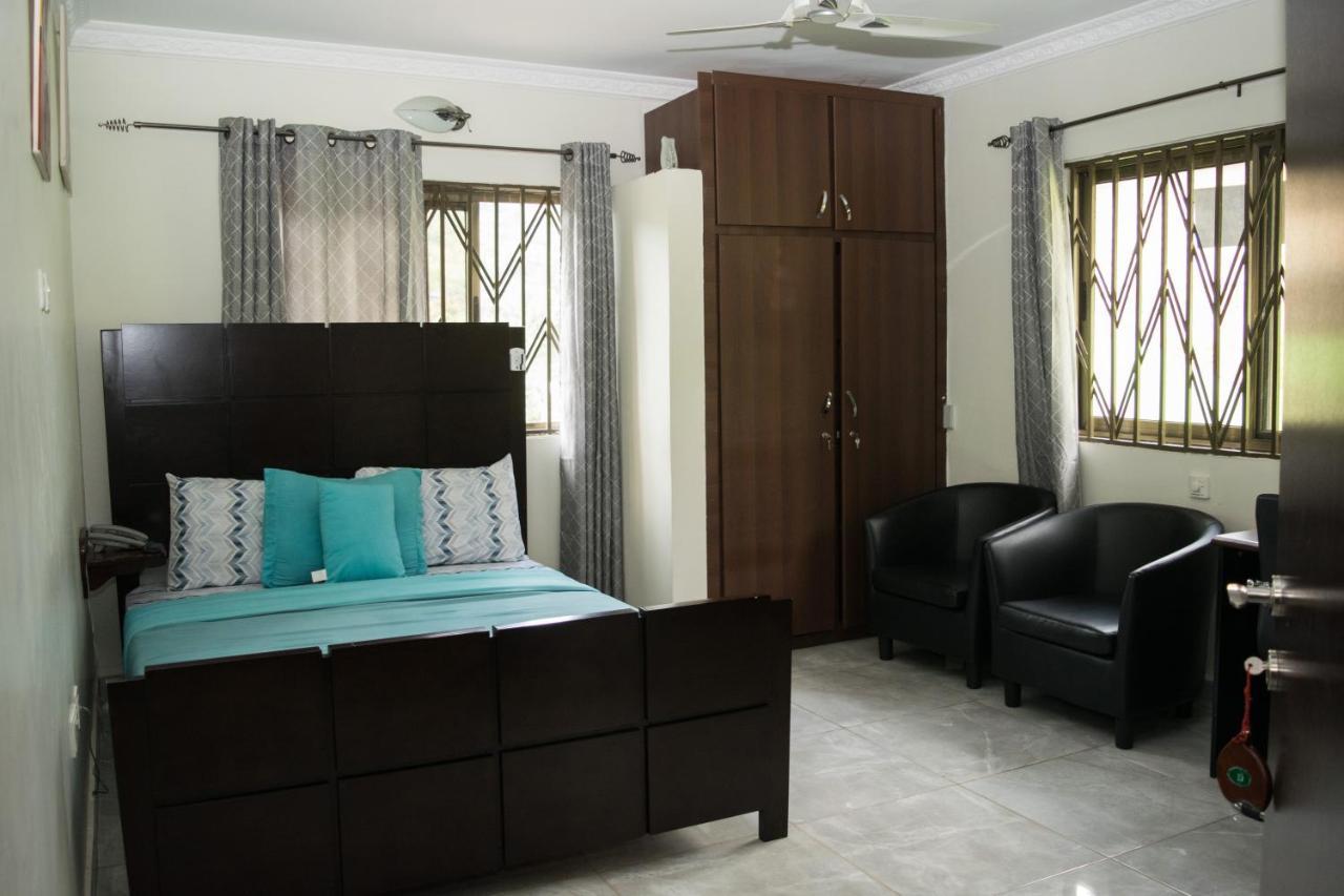 3A's Guest House Akosombo Extérieur photo