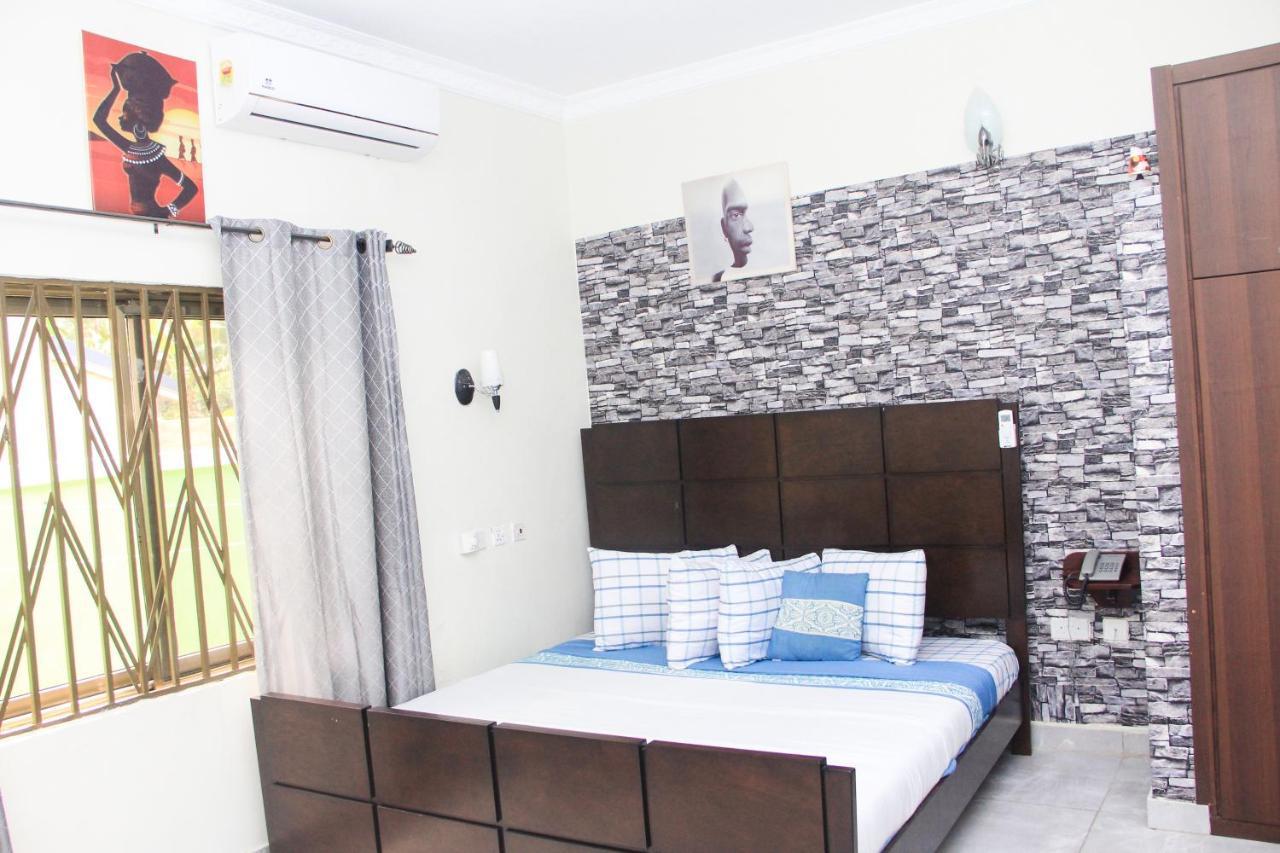 3A's Guest House Akosombo Extérieur photo