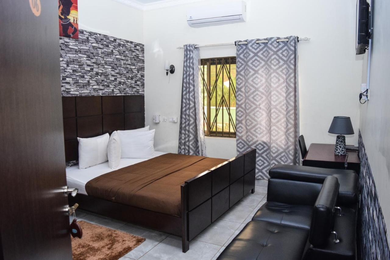 3A's Guest House Akosombo Extérieur photo
