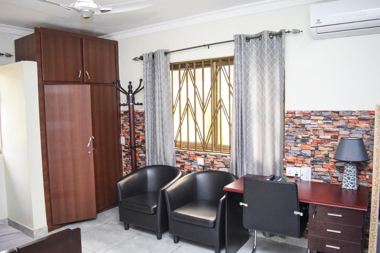 3A's Guest House Akosombo Extérieur photo