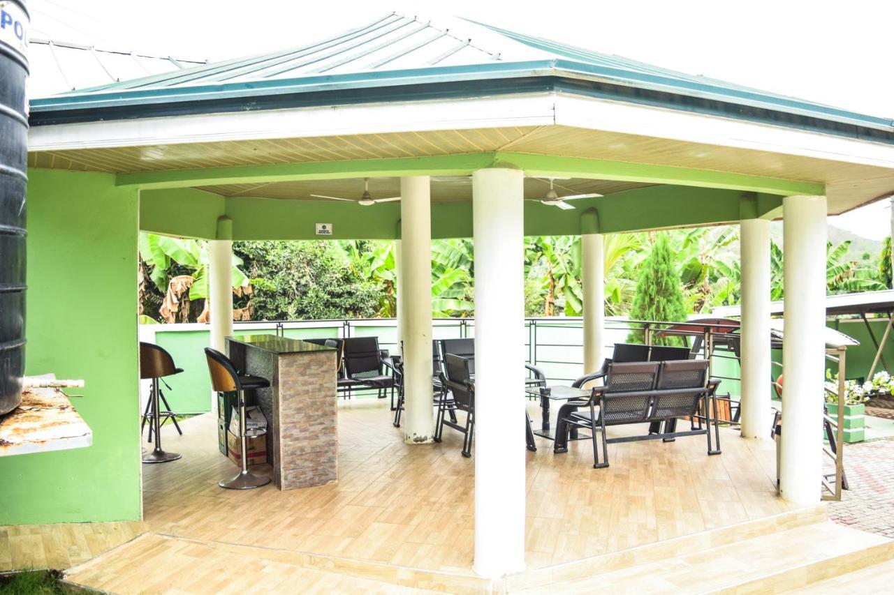 3A's Guest House Akosombo Extérieur photo