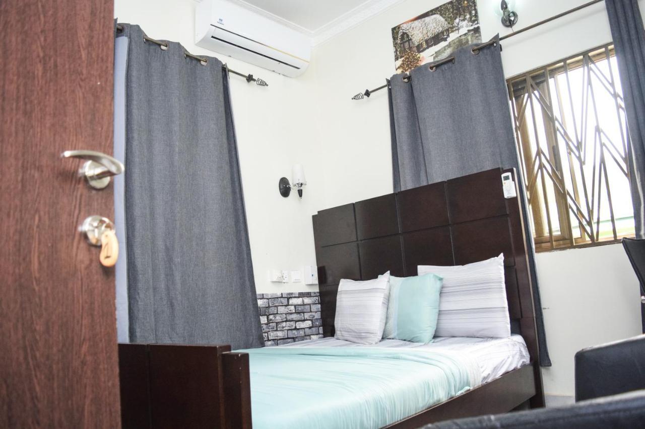 3A's Guest House Akosombo Extérieur photo