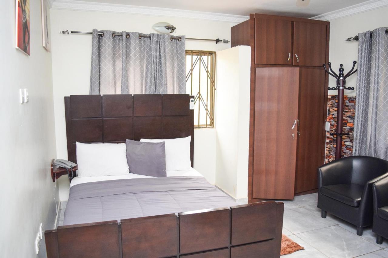 3A's Guest House Akosombo Extérieur photo